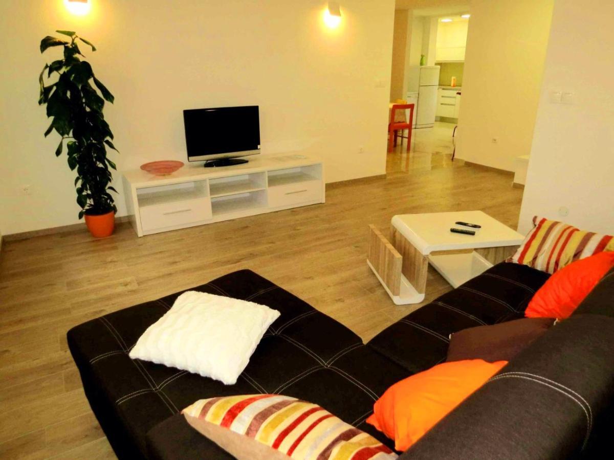 House Merlin Baška Voda Exterior foto