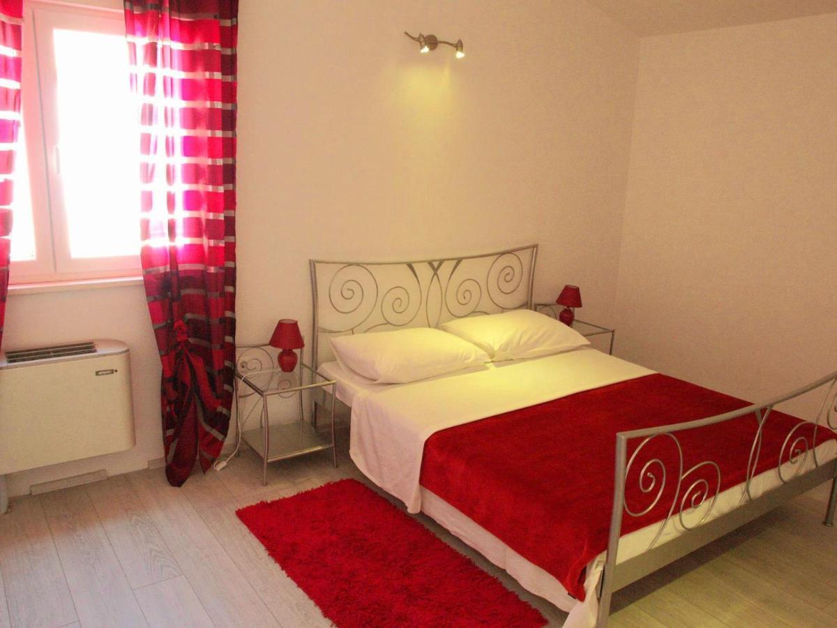 House Merlin Baška Voda Exterior foto
